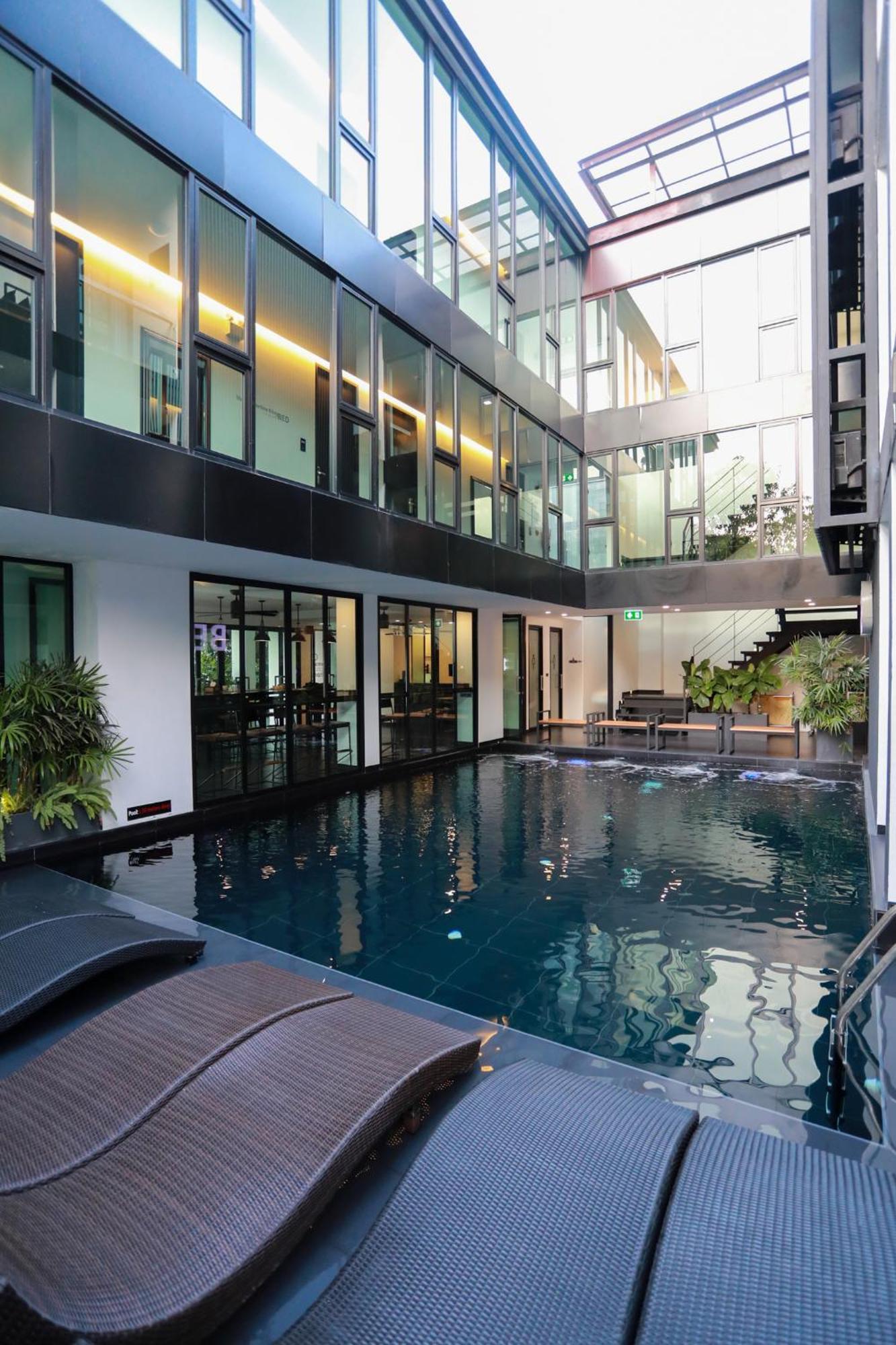 Отель Bed Chiangmai Gate- Adults Only Чиангмай Экстерьер фото