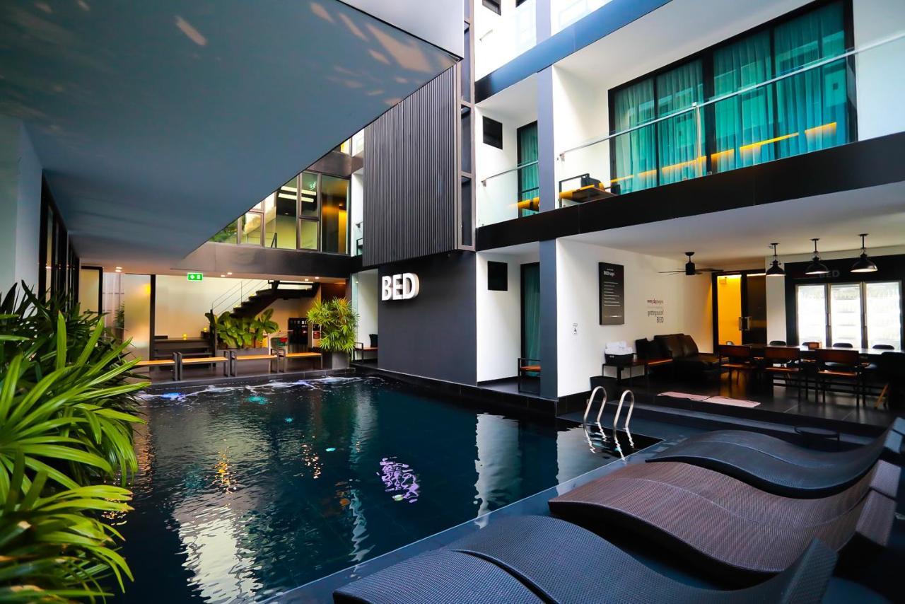 Отель Bed Chiangmai Gate- Adults Only Чиангмай Экстерьер фото